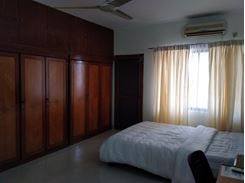 2350 Sqft Full Furnished Apartment For Rent in Baridhara এর ছবি