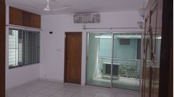 3000 sft Semi Furnished Apartment for Rent, Baridhara K Block এর ছবি