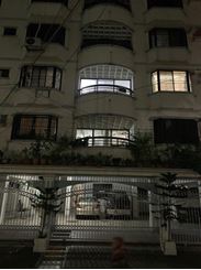 1400 SQ FT APARTMENT FOR RENT WITH EXCELLENT ARCHT LAYOUT AT BARIDHARA DOHS এর ছবি