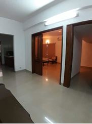Picture of 2300 Sq-ft Road Side Furnished Apartment For Rent in Gulshan ( Only For Foreigners)