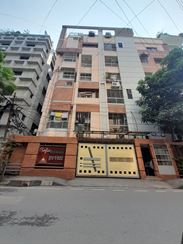 2200 sft residential Office For Rent এর ছবি