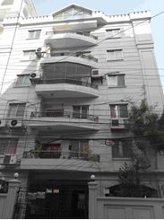 4000 sft Duplex Apartment For Rent in Baridhara এর ছবি