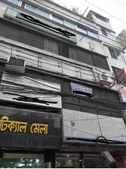 2350sft Commercial Space For Office Rent এর ছবি