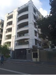 Gulshan-2...2700sq fit semi furnished flat for rent এর ছবি