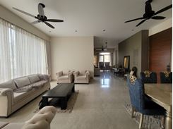 Gulshan-1..2350sq fit full furnished flat for rent এর ছবি