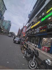 220 sft shop for rent in Dhanmondi 27 এর ছবি