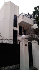 5200 sft Independent House Duplex  Rent in Baridhara এর ছবি
