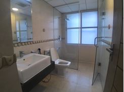 4000sft, Semi furnished apartment for rent, Baridhara এর ছবি