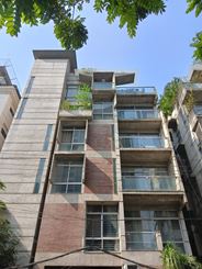 4382 sft Furnished Apartment rent in Baridhara এর ছবি