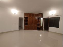 2500 sft Semi furnished Apartment rent in Baridhara এর ছবি