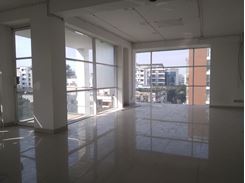 2100 sft Commercial space rent in Banani এর ছবি