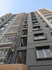 1395sft Apartment for Sell at Banasree এর ছবি