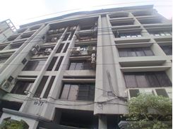 3500 sft Premium Apartment Available for Rent. এর ছবি