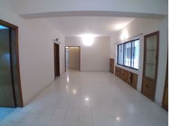 2800sft Apartment for Rent at Baridhara এর ছবি