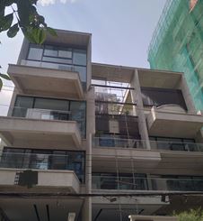 38000sft Semi Furnished Independent House Rent in Baridhara এর ছবি