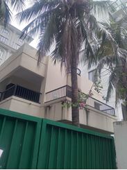 5000 Duplex Apartment for rent at Baridhara এর ছবি
