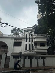 5500sft Independent House for Rent at Baridhara এর ছবি