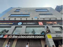 1600 sft Commercial Space for rent at Gulshan-2 এর ছবি