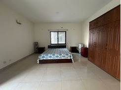2500sft Apartment for Rent at Baridhara এর ছবি